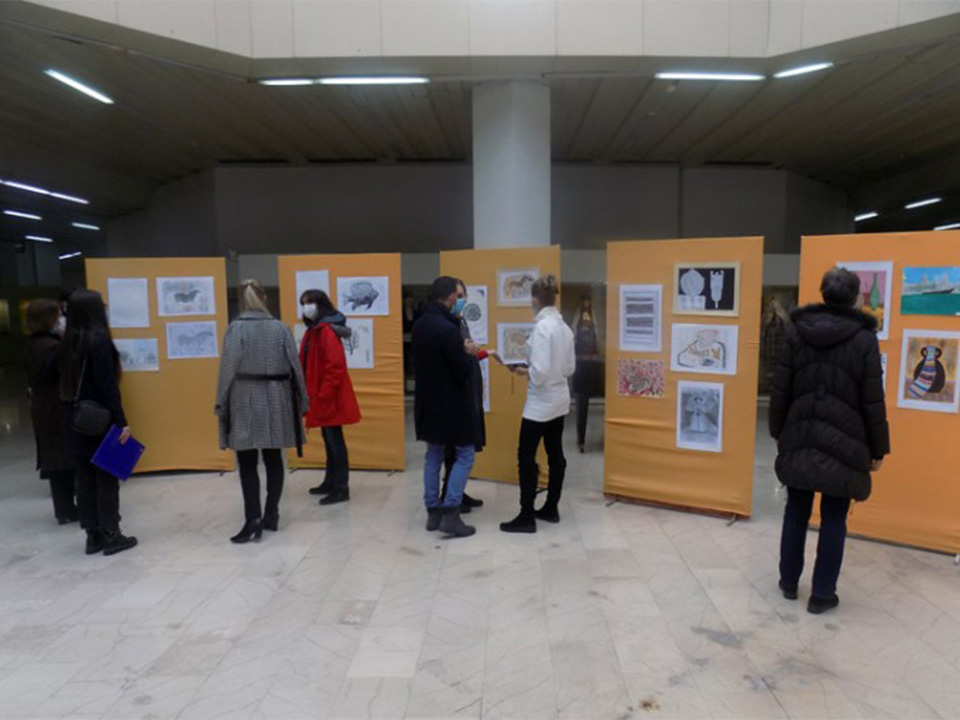 U Muzeju Srpske izloženi radovi djece nastali u likovnim radionicama
